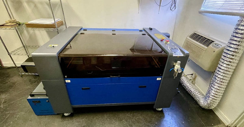 CO2 laser engraver cutting machine